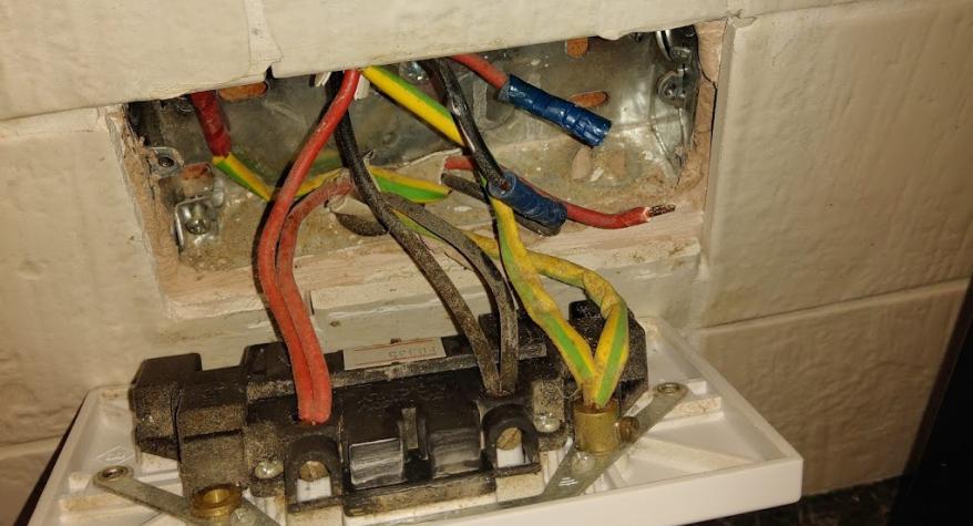Wessex Electrical Services, Alton - fault finding